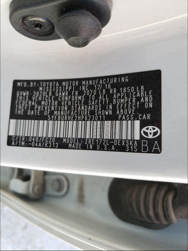 Photo 9 VIN: 5YFBURHE2HP623011 - TOYOTA COROLLA L 