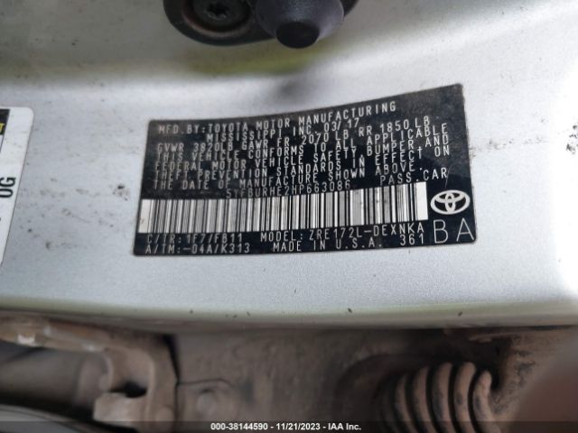 Photo 8 VIN: 5YFBURHE2HP663086 - TOYOTA COROLLA 