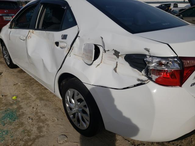 Photo 8 VIN: 5YFBURHE2HP687727 - TOYOTA COROLLA L 