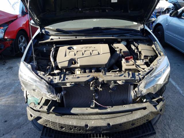 Photo 6 VIN: 5YFBURHE2HP695777 - TOYOTA COROLLA L 