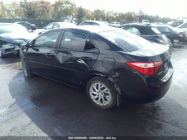 Photo 2 VIN: 5YFBURHE2JP770614 - TOYOTA COROLLA 