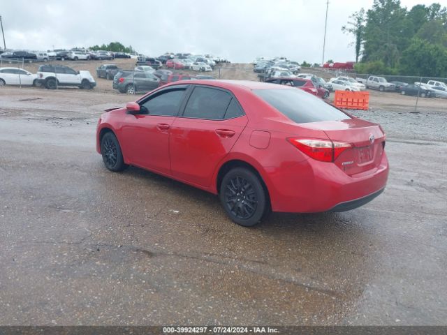 Photo 2 VIN: 5YFBURHE2JP853704 - TOYOTA COROLLA 