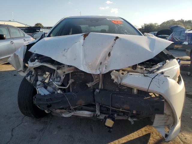 Photo 4 VIN: 5YFBURHE2KP878460 - TOYOTA COROLLA L 