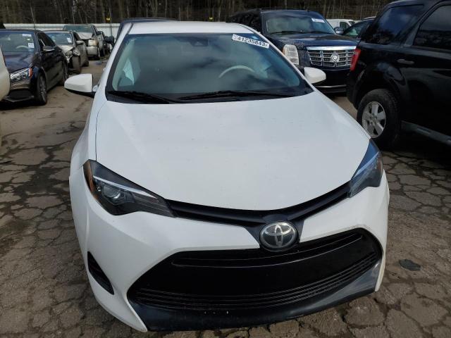 Photo 4 VIN: 5YFBURHE2KP885716 - TOYOTA COROLLA L 