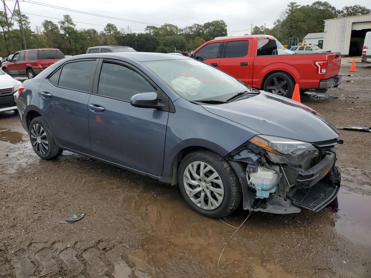 Photo 3 VIN: 5YFBURHE2KP935871 - TOYOTA COROLLA 