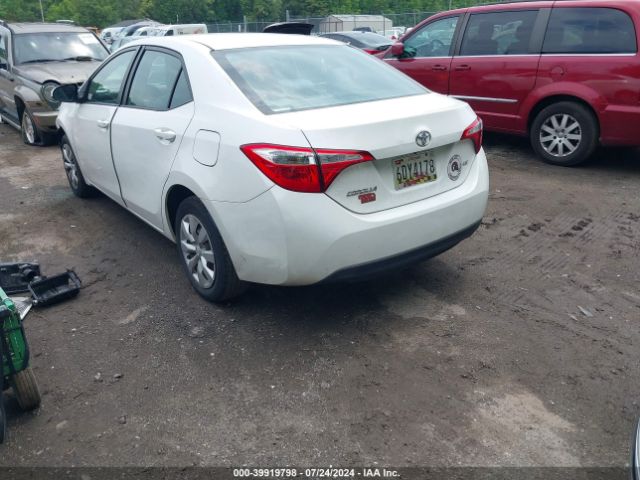 Photo 2 VIN: 5YFBURHE3FP211368 - TOYOTA COROLLA 