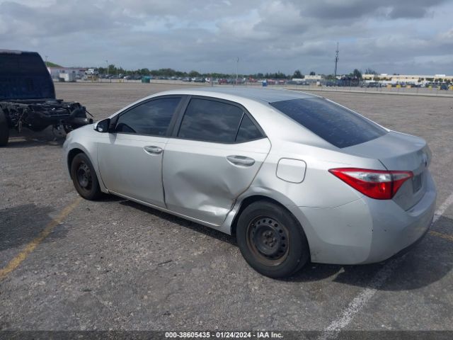 Photo 2 VIN: 5YFBURHE3FP211872 - TOYOTA COROLLA 