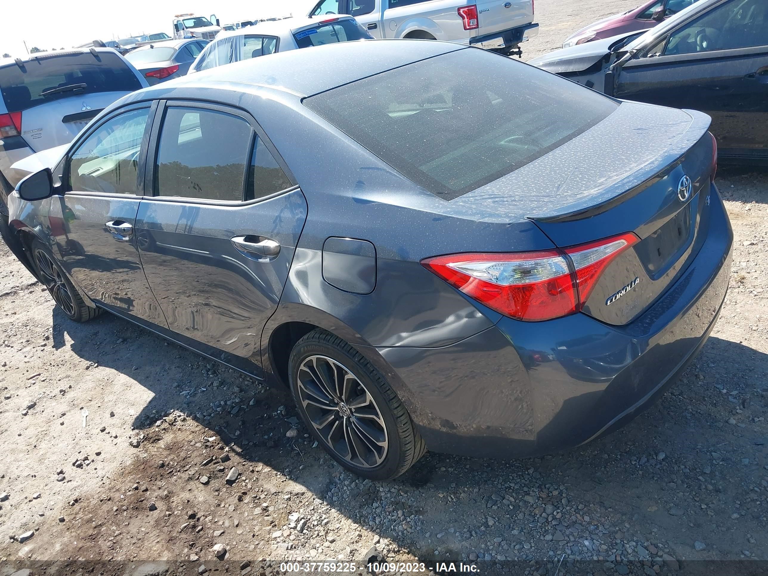 Photo 2 VIN: 5YFBURHE3FP329825 - TOYOTA COROLLA 