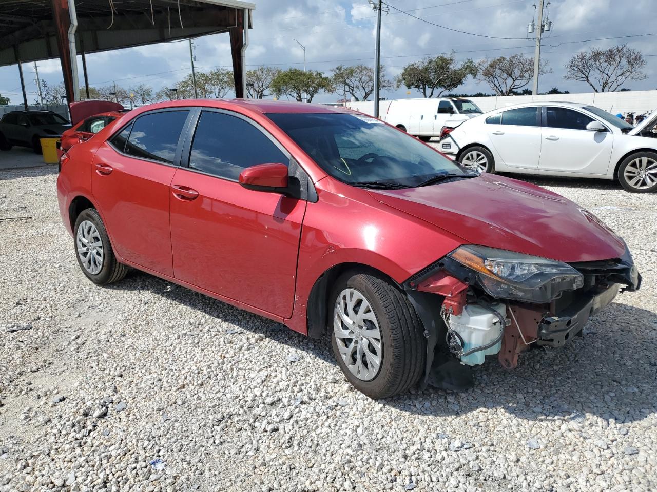 Photo 3 VIN: 5YFBURHE3HP585787 - TOYOTA COROLLA 