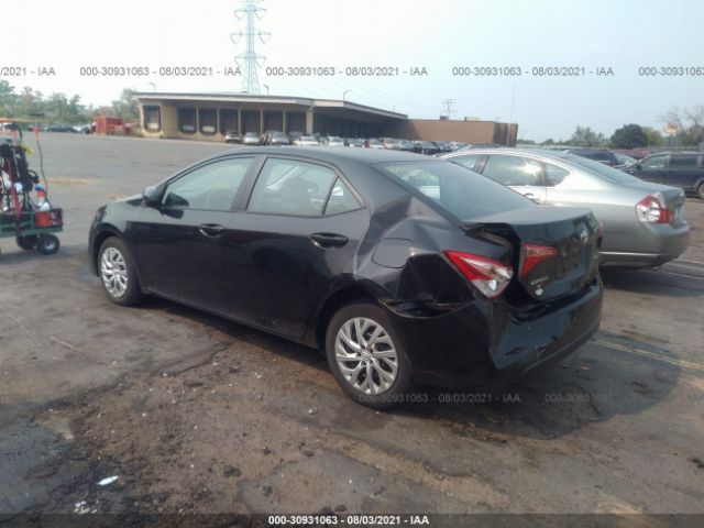 Photo 2 VIN: 5YFBURHE3HP693617 - TOYOTA COROLLA 