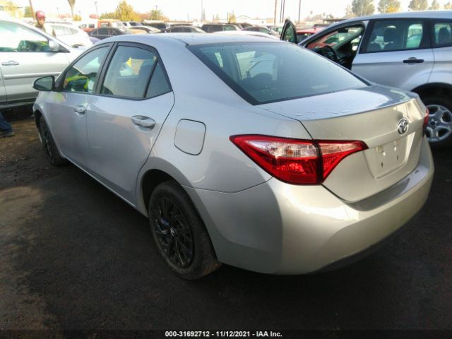 Photo 2 VIN: 5YFBURHE3JP745169 - TOYOTA COROLLA 