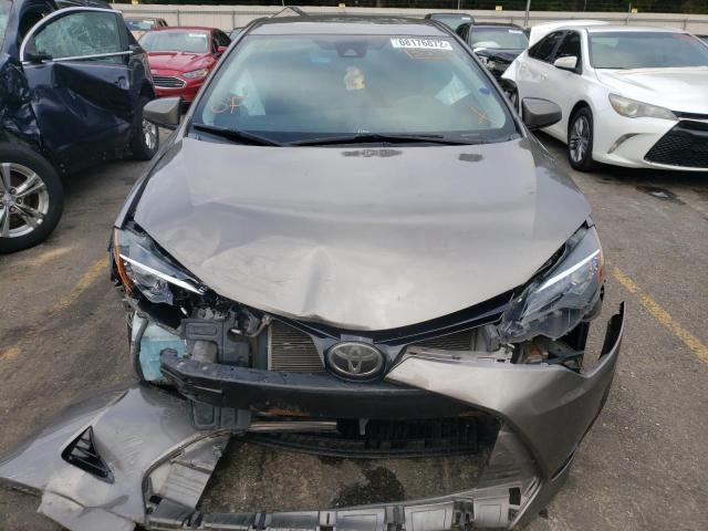 Photo 4 VIN: 5YFBURHE3JP753031 - TOYOTA COROLLA L 