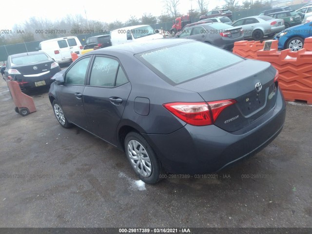 Photo 2 VIN: 5YFBURHE3JP754034 - TOYOTA COROLLA 