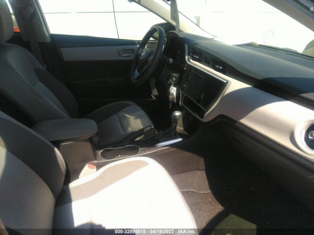 Photo 4 VIN: 5YFBURHE3JP766832 - TOYOTA COROLLA 