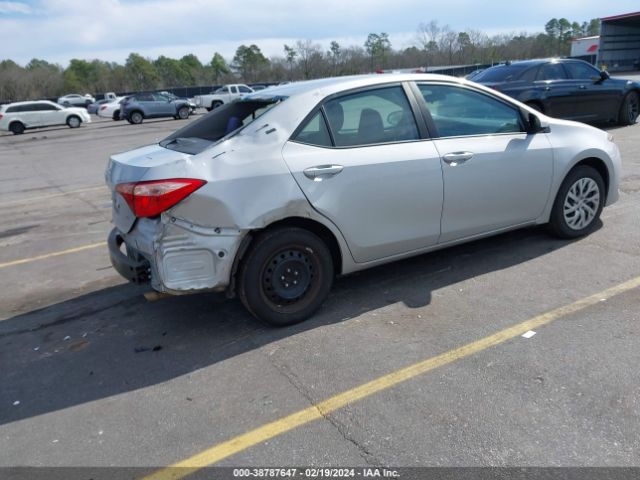 Photo 3 VIN: 5YFBURHE3JP820789 - TOYOTA COROLLA 