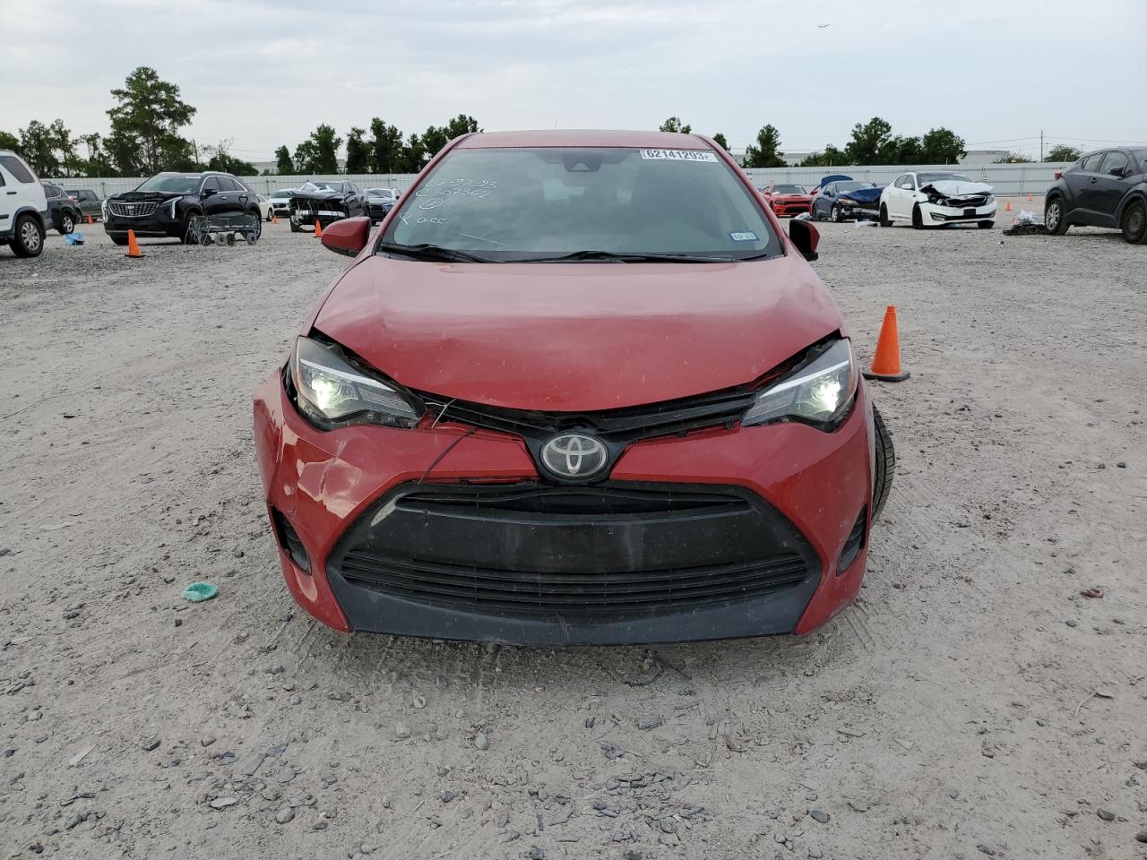 Photo 4 VIN: 5YFBURHE3KP858783 - TOYOTA COROLLA 