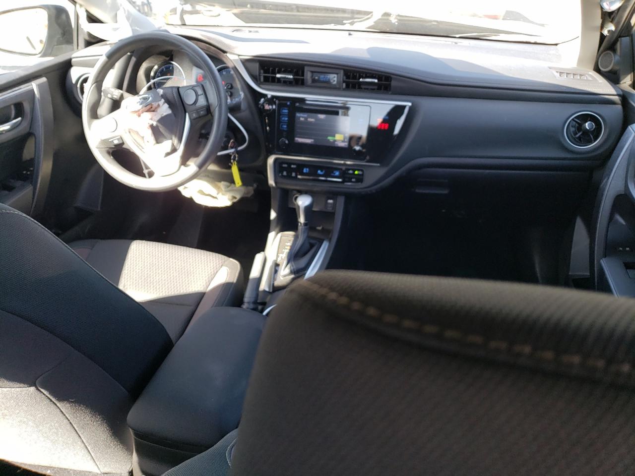 Photo 7 VIN: 5YFBURHE3KP891802 - TOYOTA COROLLA 