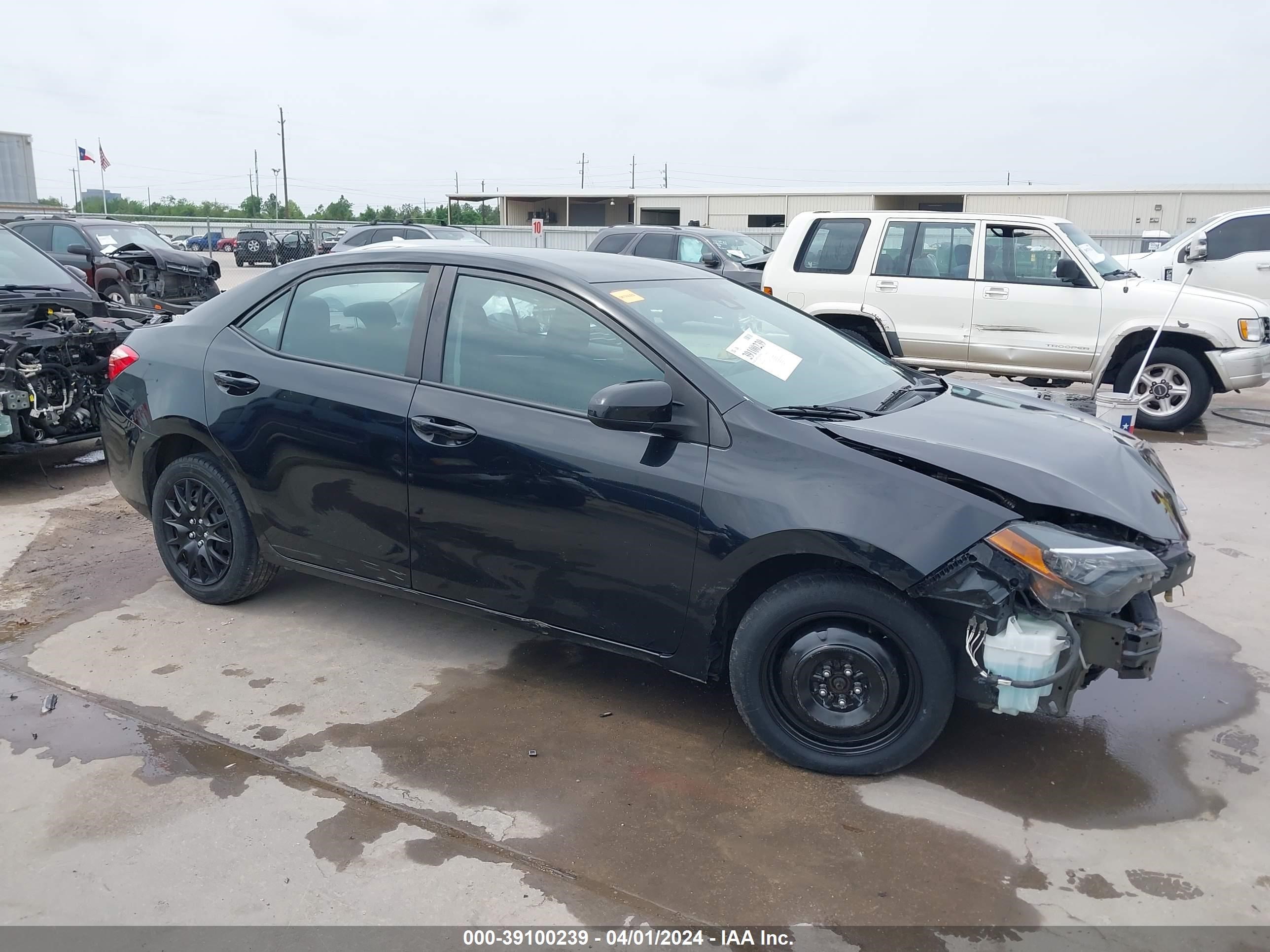 Photo 13 VIN: 5YFBURHE3KP928671 - TOYOTA COROLLA 