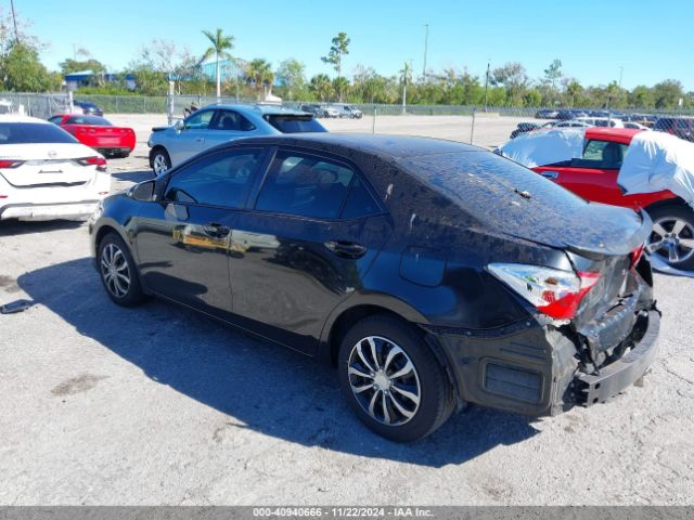 Photo 2 VIN: 5YFBURHE4FP204185 - TOYOTA COROLLA 