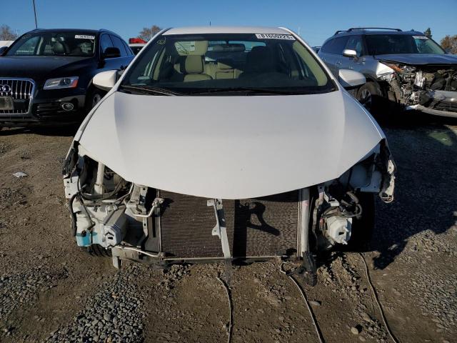 Photo 4 VIN: 5YFBURHE4FP240698 - TOYOTA COROLLA 