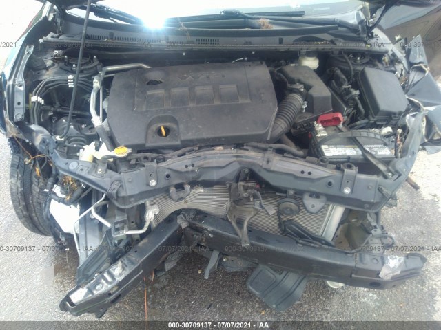 Photo 9 VIN: 5YFBURHE4FP247523 - TOYOTA COROLLA 