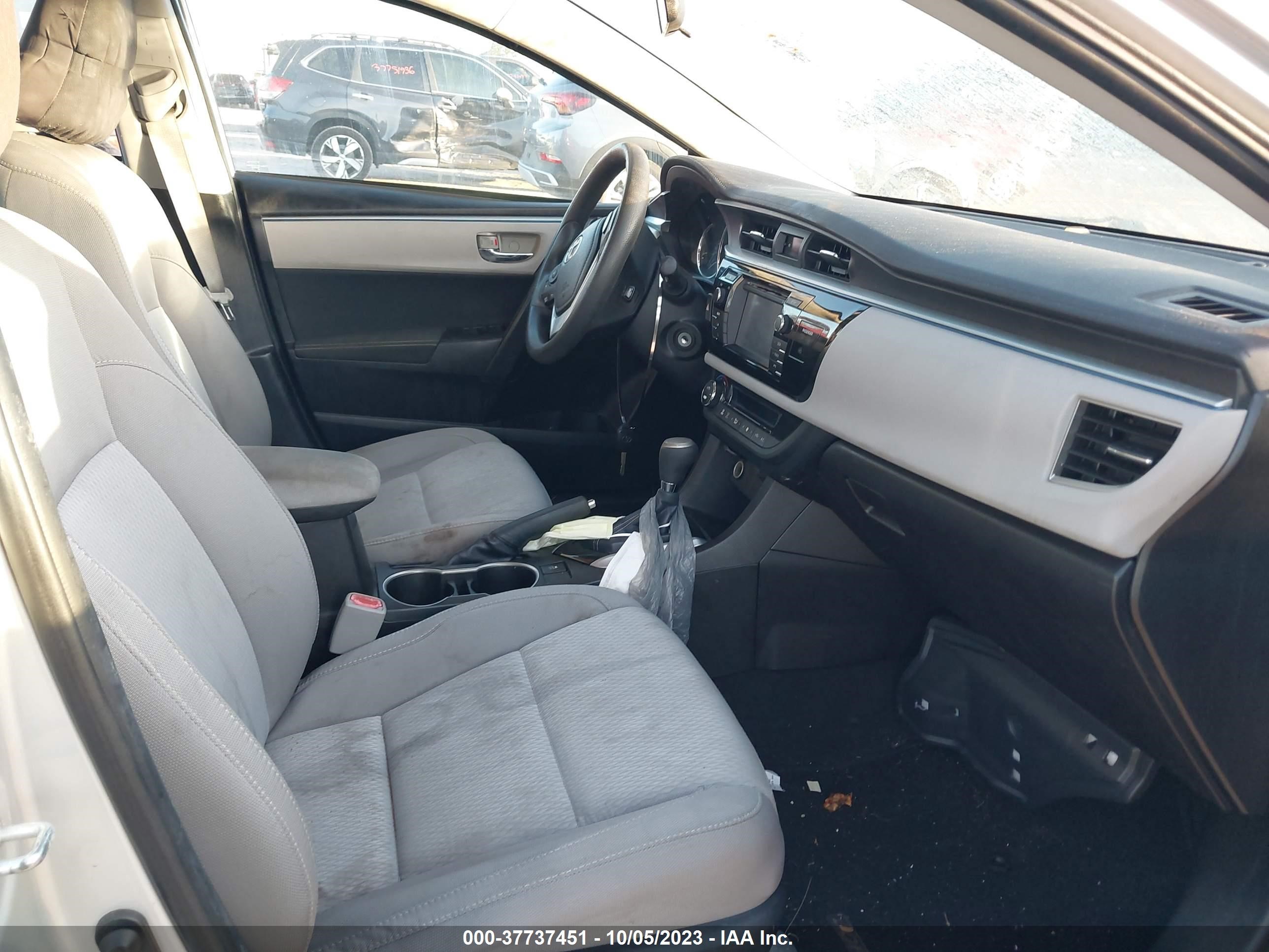 Photo 4 VIN: 5YFBURHE4GP501975 - TOYOTA COROLLA 