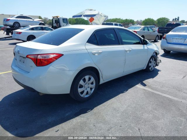 Photo 3 VIN: 5YFBURHE4JP852621 - TOYOTA COROLLA 