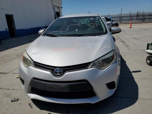 Photo 4 VIN: 5YFBURHE5EP002258 - TOYOTA COROLLA 