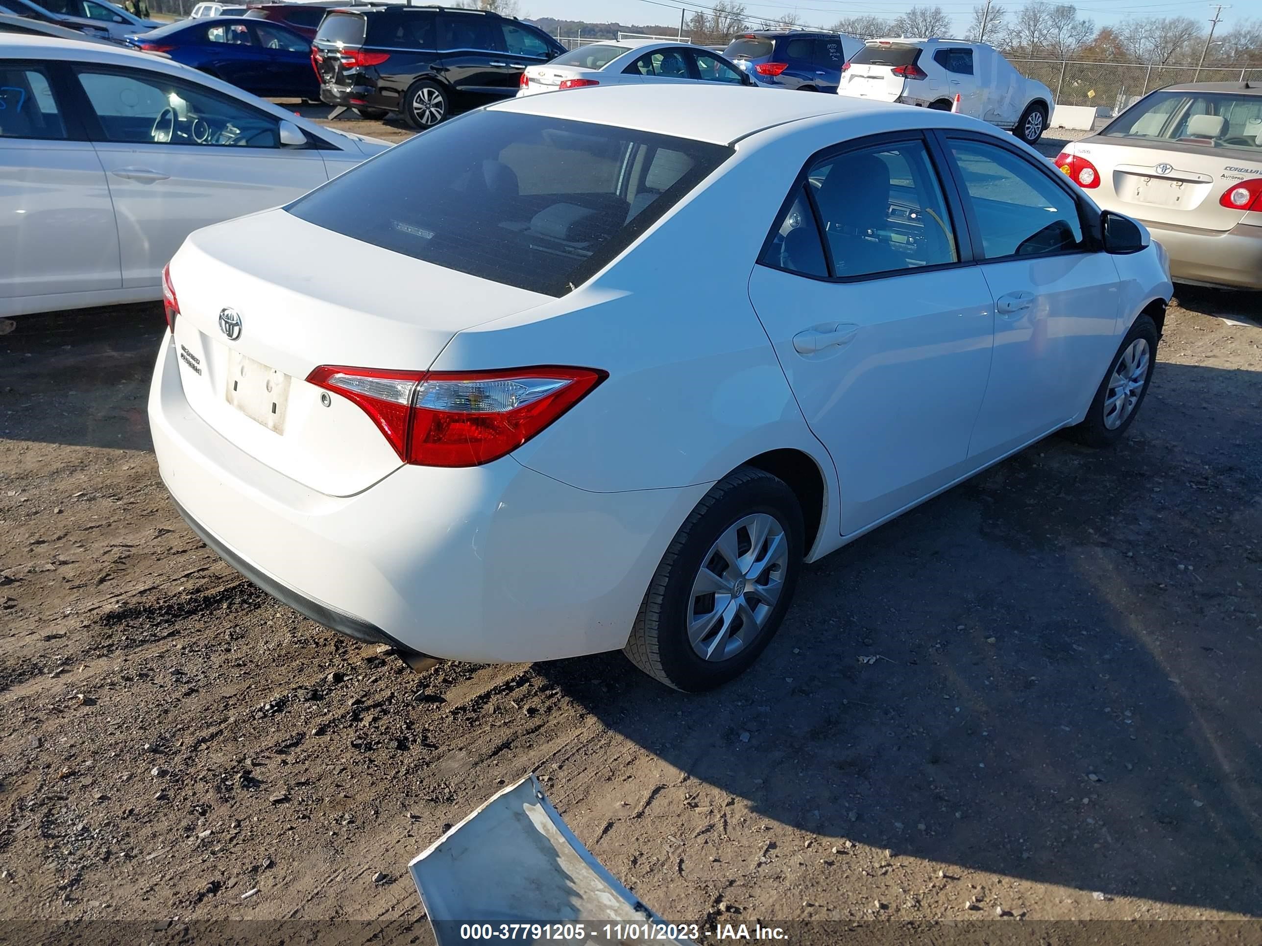 Photo 3 VIN: 5YFBURHE5EP097520 - TOYOTA COROLLA 