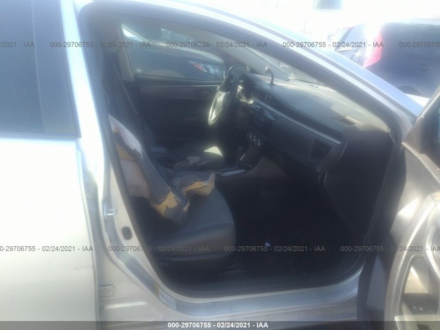 Photo 4 VIN: 5YFBURHE5FP302075 - TOYOTA COROLLA 