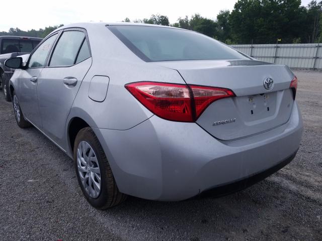 Photo 2 VIN: 5YFBURHE5HP626162 - TOYOTA COROLLA L 