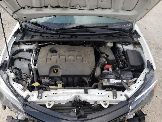 Photo 6 VIN: 5YFBURHE5HP648064 - TOYOTA COROLLA L 