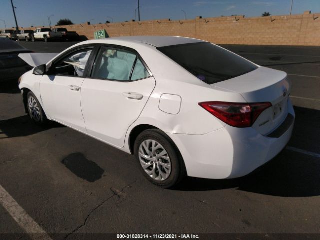 Photo 2 VIN: 5YFBURHE5HP715648 - TOYOTA COROLLA 