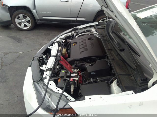 Photo 9 VIN: 5YFBURHE5HP729257 - TOYOTA COROLLA 