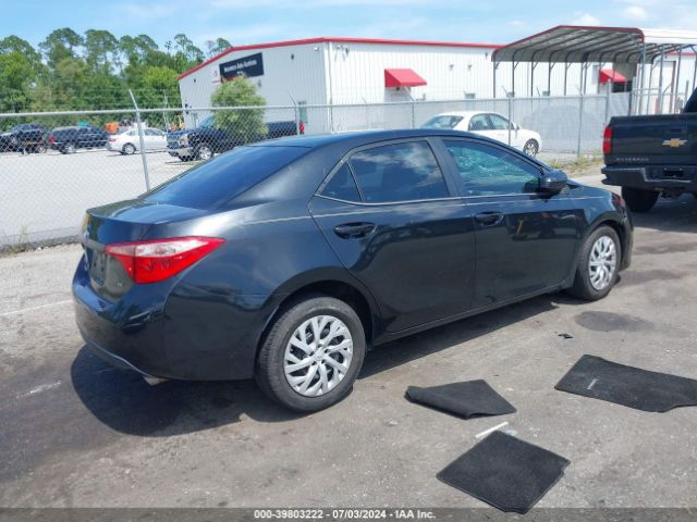 Photo 3 VIN: 5YFBURHE5JP741432 - TOYOTA COROLLA 