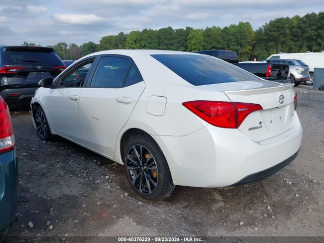 Photo 2 VIN: 5YFBURHE5JP805808 - TOYOTA COROLLA 