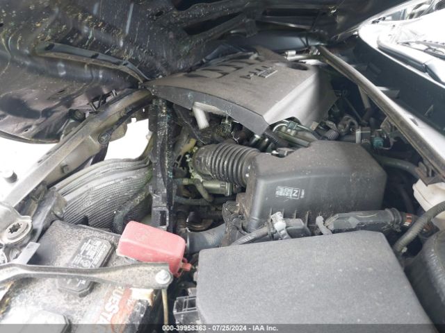 Photo 9 VIN: 5YFBURHE5KP877013 - TOYOTA COROLLA 