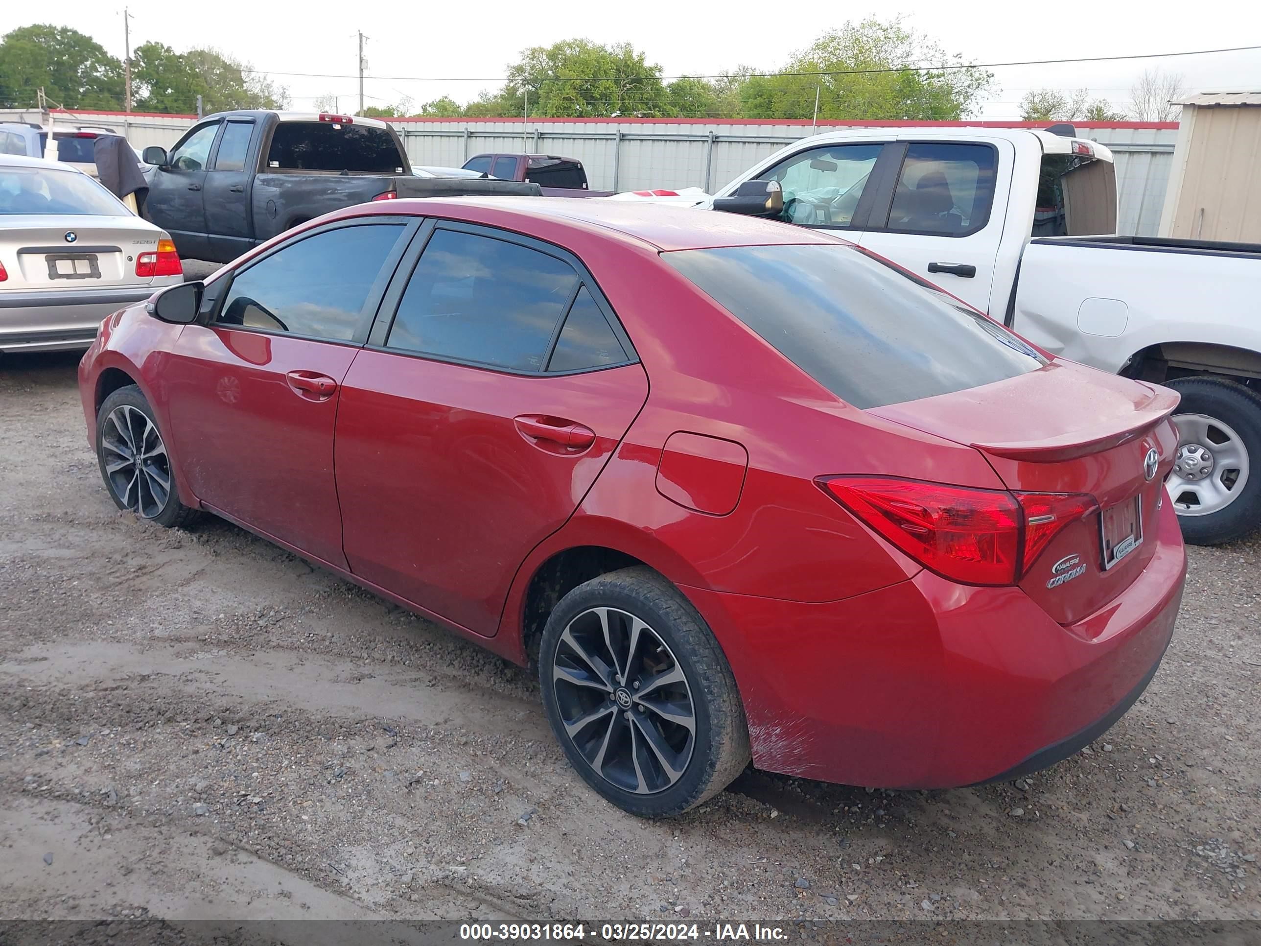 Photo 2 VIN: 5YFBURHE5KP893521 - TOYOTA COROLLA 