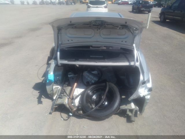 Photo 5 VIN: 5YFBURHE5KP902847 - TOYOTA COROLLA 