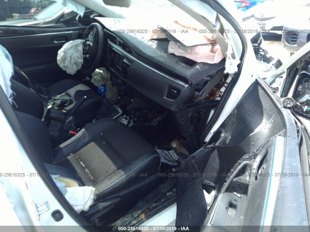 Photo 4 VIN: 5YFBURHE6FP180911 - TOYOTA COROLLA 