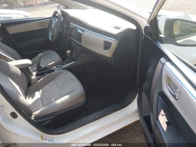 Photo 4 VIN: 5YFBURHE6FP269698 - TOYOTA COROLLA 