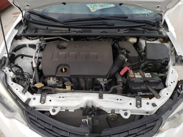 Photo 6 VIN: 5YFBURHE6GP475847 - TOYOTA COROLLA L 