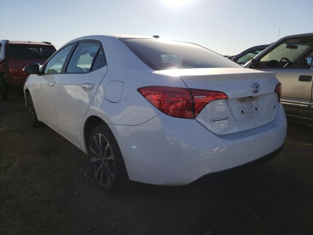 Photo 2 VIN: 5YFBURHE6HP600640 - TOYOTA COROLLA L 