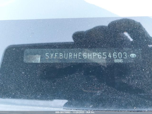 Photo 8 VIN: 5YFBURHE6HP654603 - TOYOTA COROLLA 