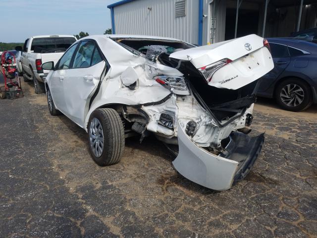 Photo 2 VIN: 5YFBURHE6JP806174 - TOYOTA COROLLA L 