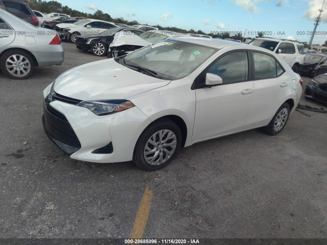 Photo 1 VIN: 5YFBURHE6JP811908 - TOYOTA COROLLA 