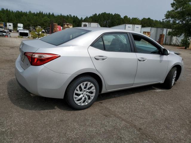 Photo 2 VIN: 5YFBURHE6JP814453 - TOYOTA COROLLA L 