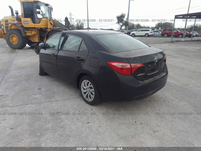 Photo 2 VIN: 5YFBURHE6KP856137 - TOYOTA COROLLA 