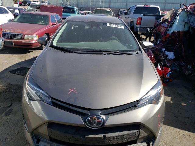 Photo 4 VIN: 5YFBURHE6KP897898 - TOYOTA COROLLA L 