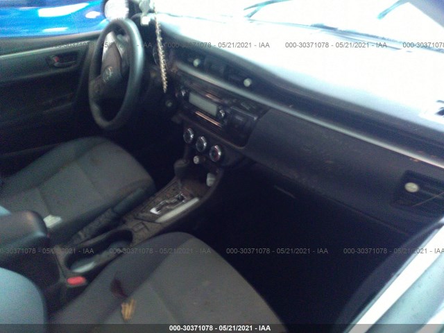 Photo 4 VIN: 5YFBURHE7FP182781 - TOYOTA COROLLA 